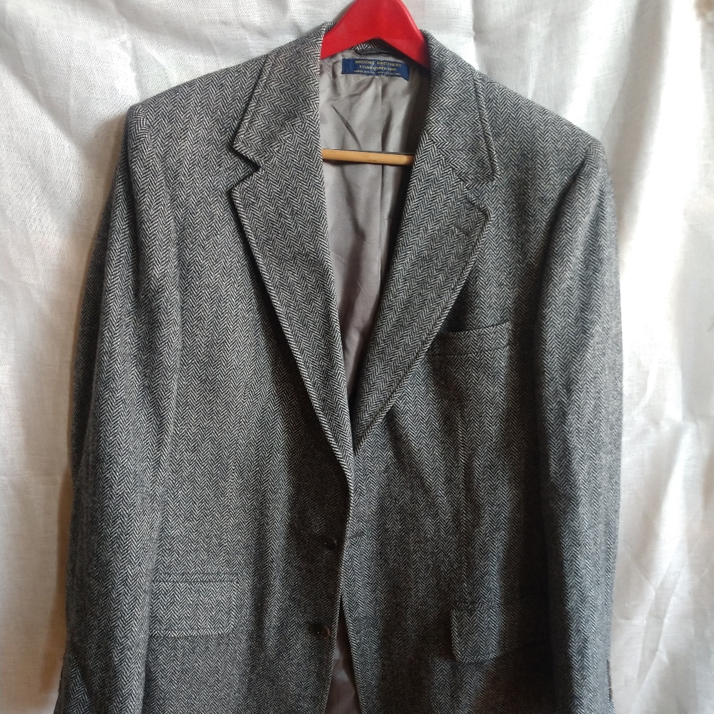 Brooks Brothers 44L grey herringbone jacket